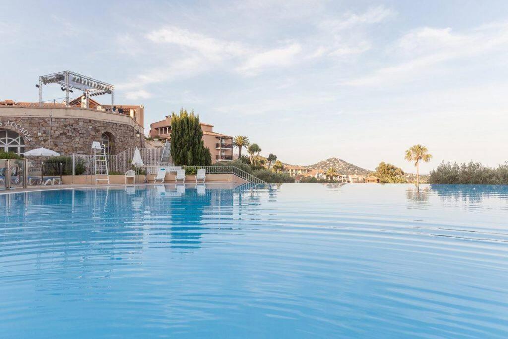 Dans Un Cadre D'Exception, Vue Mer Panoramique A Agay Cote D'Azur, Village Vacances Cap Esterel, T2 Avec Jardin, Golf, Climatisation, Wifi, 5 Piscines Saint-Raphaël Εξωτερικό φωτογραφία