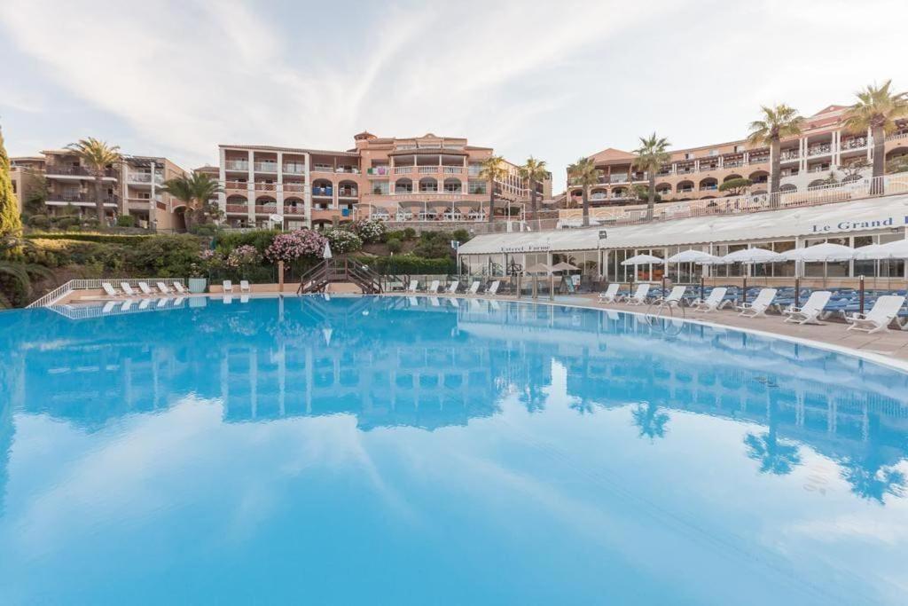 Dans Un Cadre D'Exception, Vue Mer Panoramique A Agay Cote D'Azur, Village Vacances Cap Esterel, T2 Avec Jardin, Golf, Climatisation, Wifi, 5 Piscines Saint-Raphaël Εξωτερικό φωτογραφία