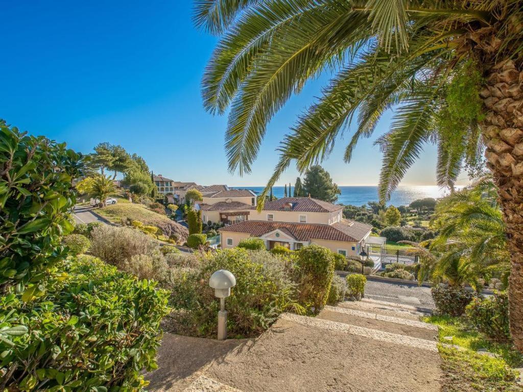 Dans Un Cadre D'Exception, Vue Mer Panoramique A Agay Cote D'Azur, Village Vacances Cap Esterel, T2 Avec Jardin, Golf, Climatisation, Wifi, 5 Piscines Saint-Raphaël Εξωτερικό φωτογραφία